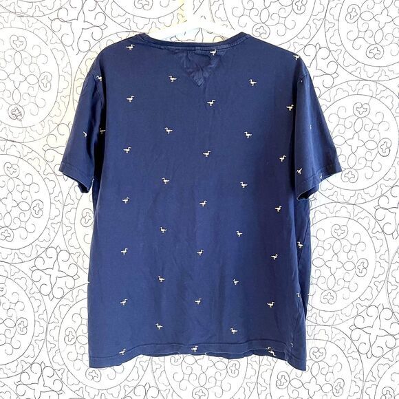 Denim &‎ Flower Short Sleeve T-Shirt Ricky Singh Navy Blue Birds Print M - Picture 8 of 10